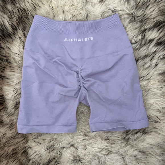 Alphalete Amplify 4”5 Shorts - Size XS - Misty Lilac - Picture 1 of 3